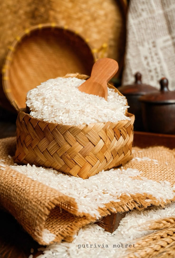 تصویر 3 از قیمت خرید برنج مرغوب گیلانی با کیفیت عالی