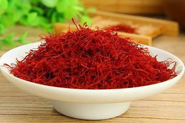 زعفران نگین اتویی سر فصلی با تخفیف استثنائی دهه آخر صفر