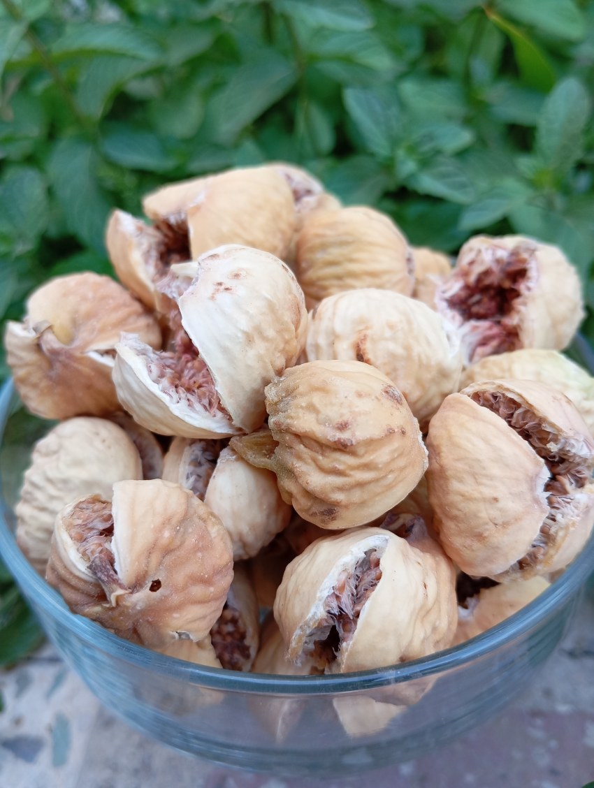 خرید انجیر خشک استهبان + طعمی جهانی