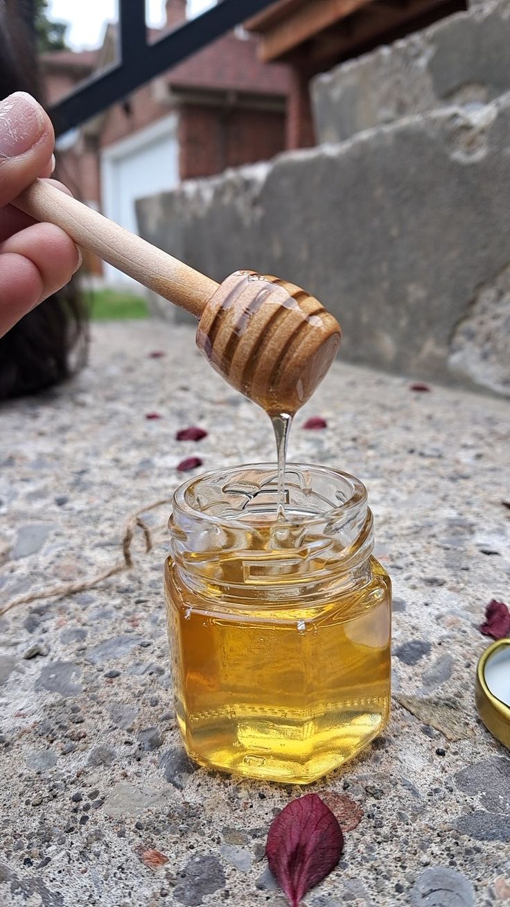 قیمت عسل گون گز طبیعی پت 200 گرمی + فروش عمده