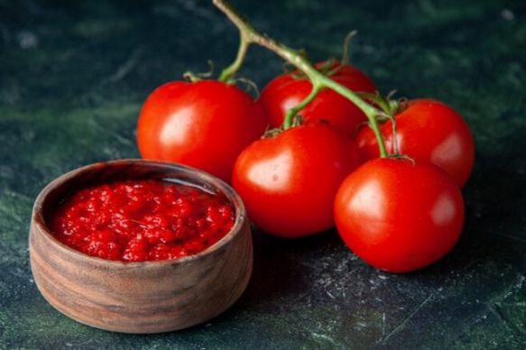 رب گوجه‌فرنگی تیوپی