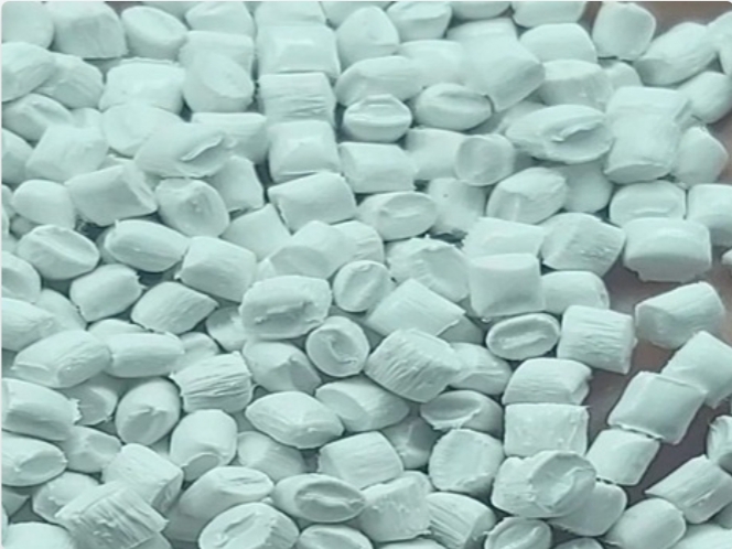 کامپاند pvc سبک وزن برای لوله کشی ساختمان + قیمت همکاری