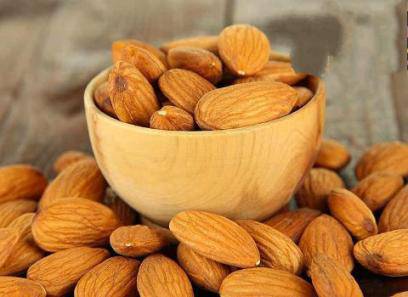 فروش مغز بادام شیرین شاهرودی + قیمت امسالی