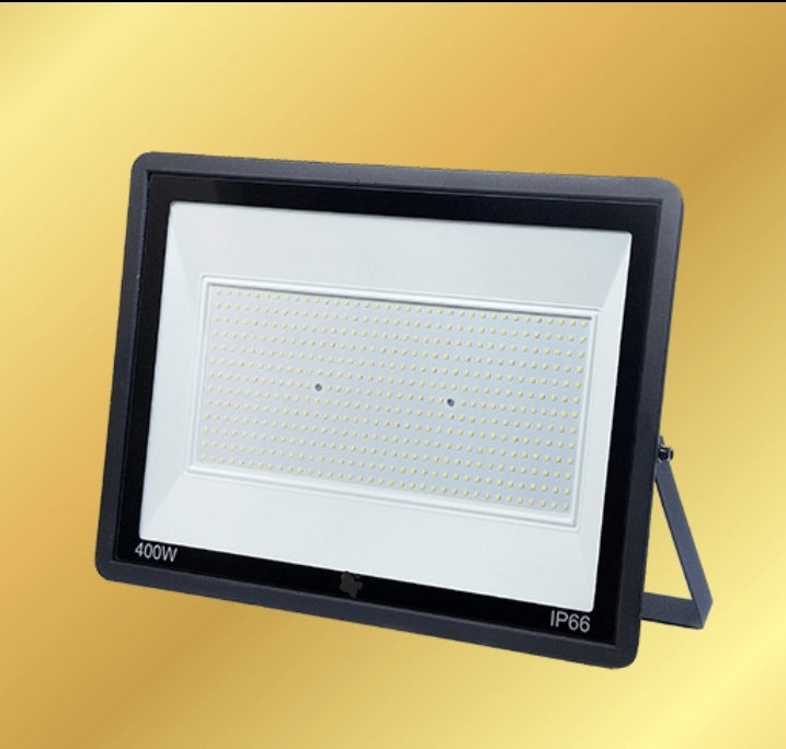 فروش ویژه پرژکتور ۴۰۰ وات smd زمرد + ارسال به سراسر کشور