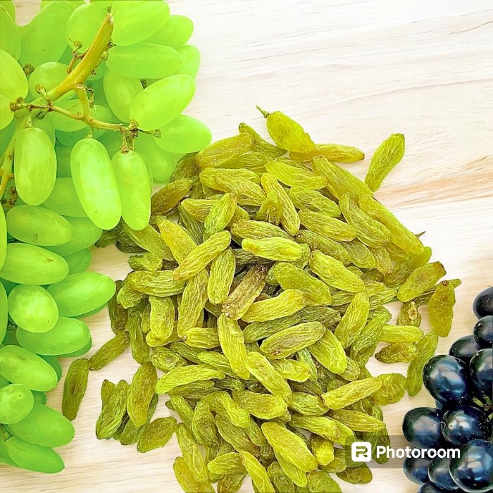کشمش سبز قلمی کاشمری ویژه