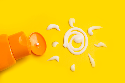 قیمت خرید کرم ضد آفتاب لدورا spf50 + فروش ویژه