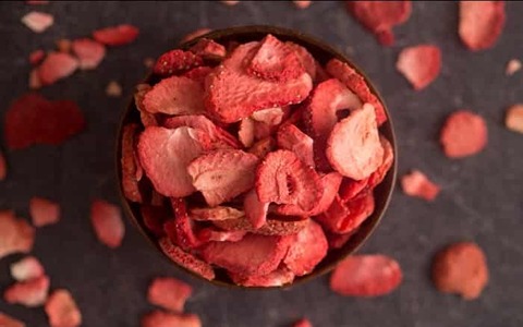 فروش ویژه توت فرنگی خشک فریز درایر + خرید