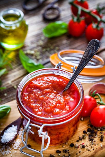 فروش رب گوجه مخصوص آشپزخانههای صنعتی