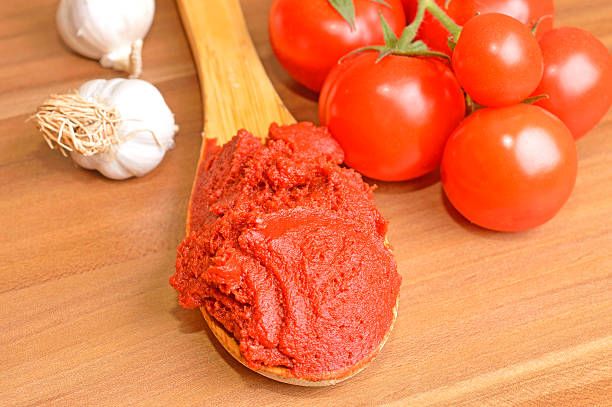 فروش رب گوجه با طعم گوجه تنوری