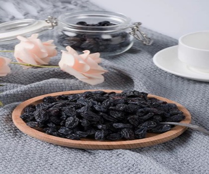 خرید استثنایی کشمش سیاه