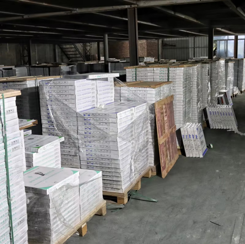 خرید مستقیم کفپوش PVC از تولید کننده + کیفیت تضمینی