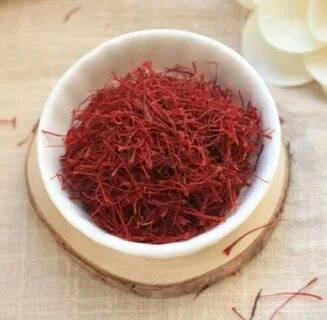 قیمت زعفران سوپر نگین درجه یک پنج گرمی + خرید باور نکردنی