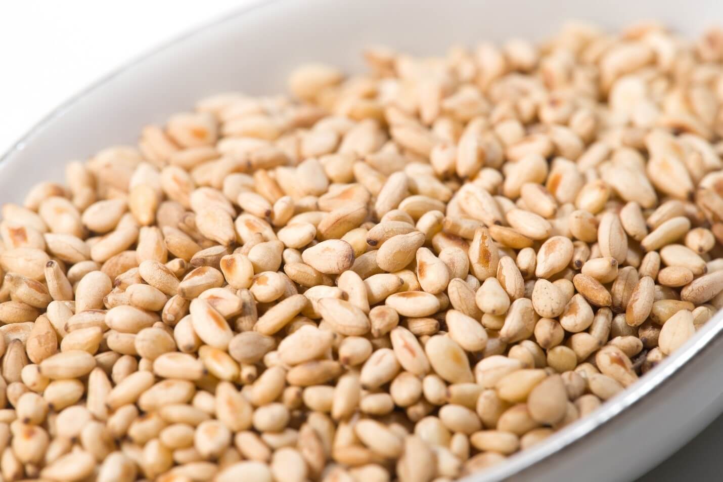 قیمت روز کنجد سفید و قهوه ای برای شیرینی پزی ها