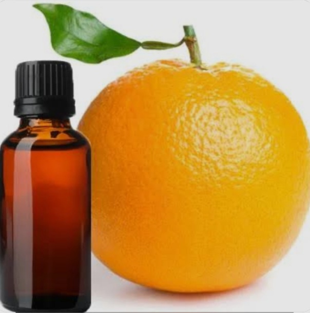 اسانس پرتقال گرید آرایشی و بهداشتی و رایحه درمانی + قیمت ویژه