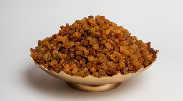 قیمت خرید کشمش پلویی + فروش ویژه