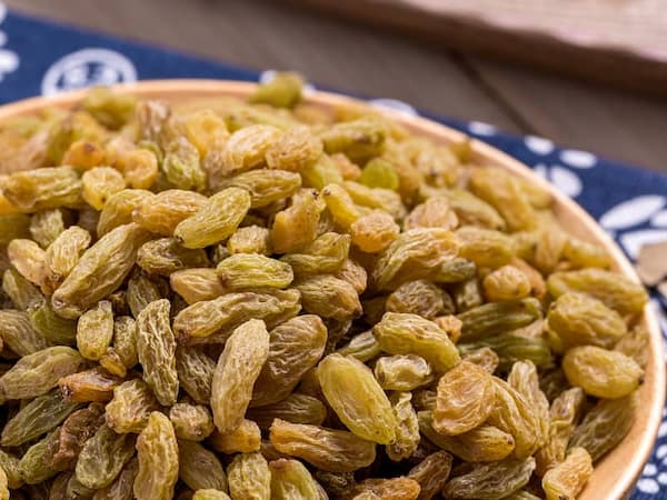 قیمت خرید کشمش سبز صادراتی عمده به صرفه و ارزان