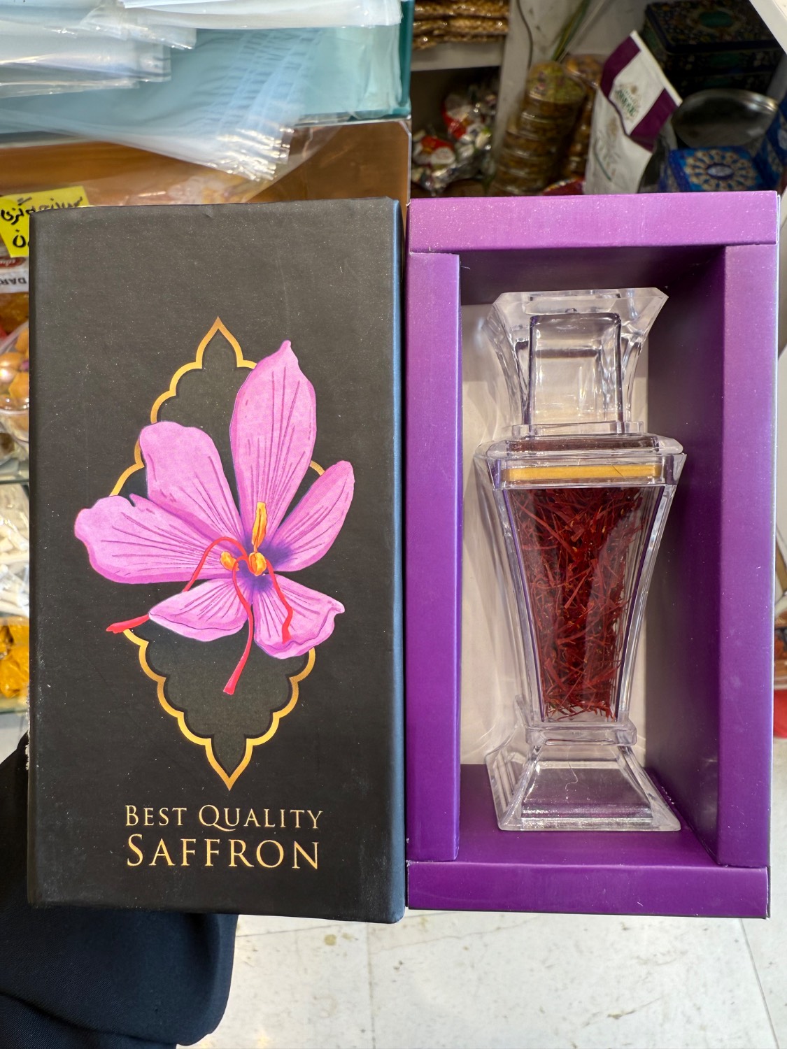 خرید اقتصادی زعفران سر گل قائنات یک مثقالی + قیمت تضمینی