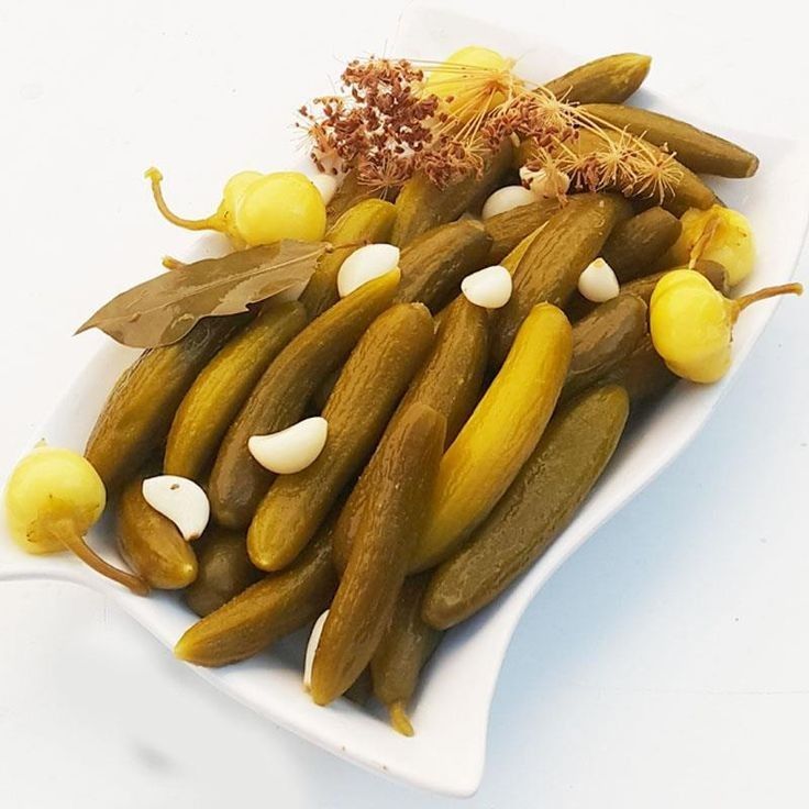خیارشور ویژه و ممتازه + شیشه ۷۰۰ گرمی
