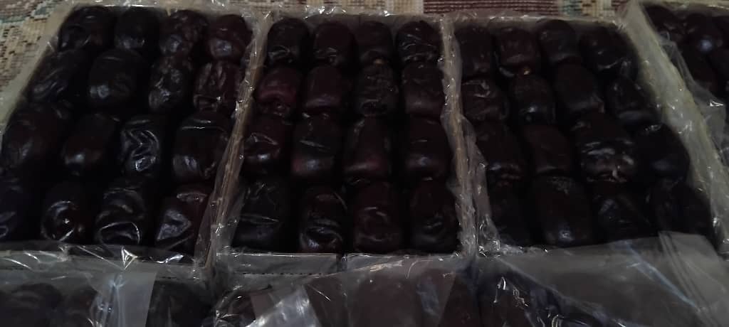 فروش خرما مضافتی صادارت درجه یک بم