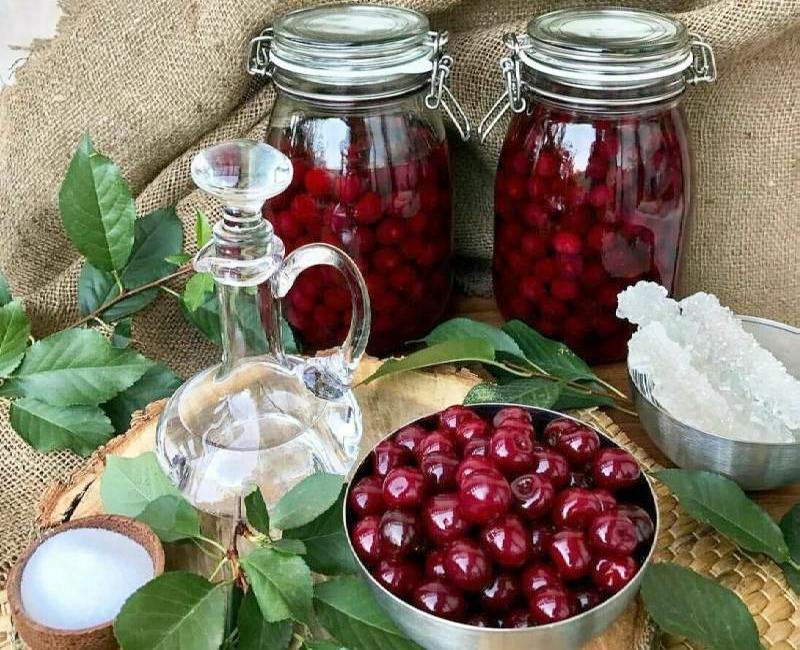 ترشی آلبالو مجلسی + قیمت کارخانه
