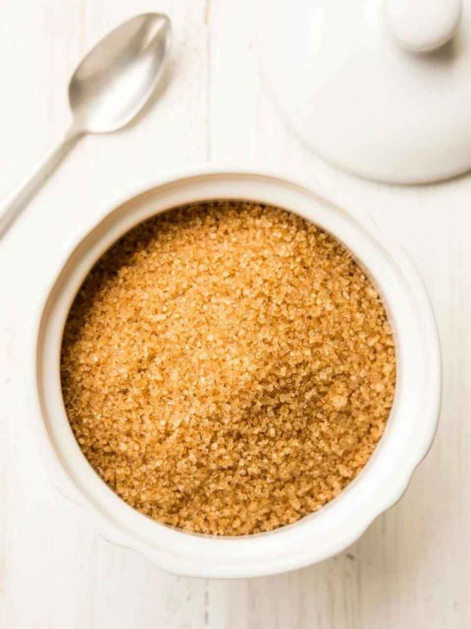 سفارش اینترنتی شکر قهوه ای روشن