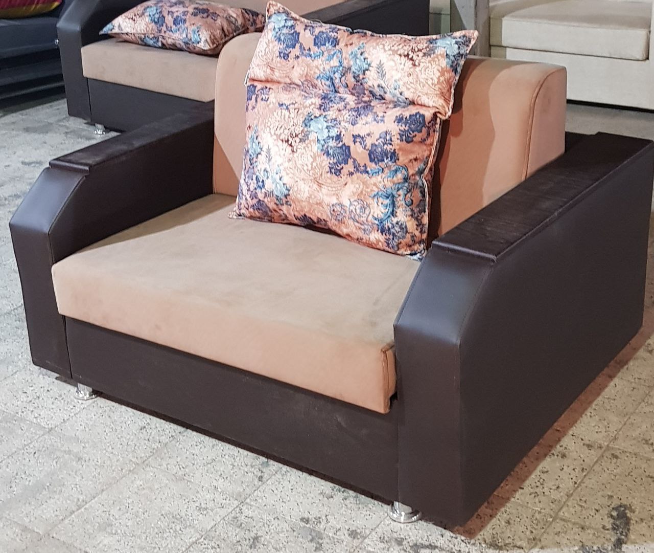 فروش استثنایی مبل راحتی تخت‌ خواب‌ شو ملینا + عمده
