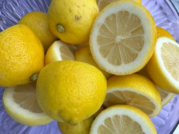 خرید و قیمت لیمو شیرین تازه و آبدار بم + فروش عمده