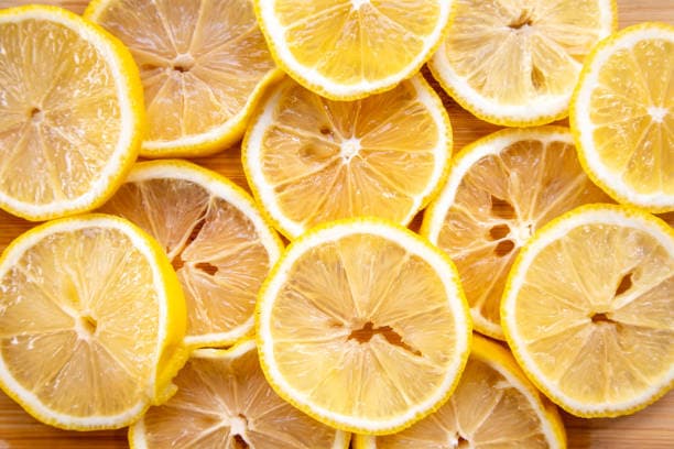 خرید و فروش لیمو شیرین تازه و درجه یک جهرم با شرایط فوق العاده