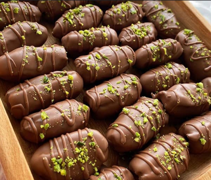 فروش عمده انواع خرما شکلاتی