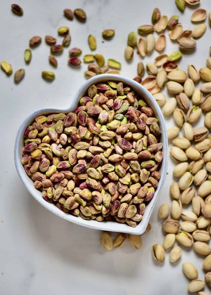 مغز پسته اکبری تازه