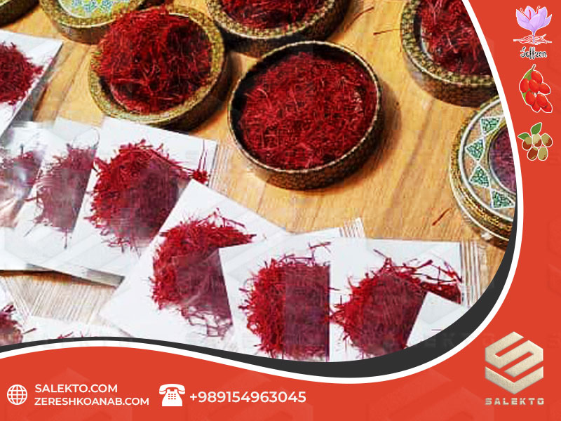 زعفران سوپر نگین صادراتی قائنات با عطر دلپذیر و طعم ناب + خرید آسان