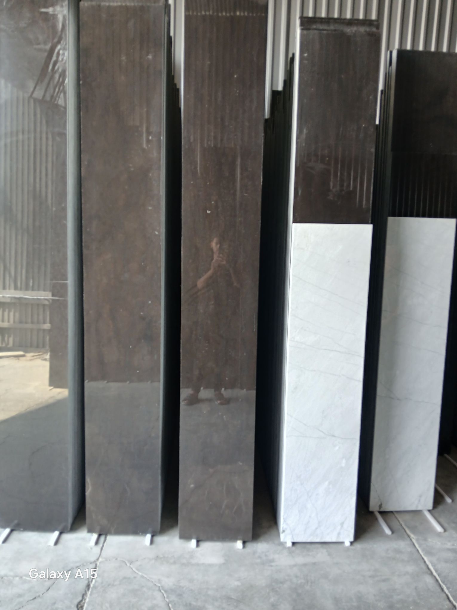 تصویر 3 از فروش عمده سنگ های ساختمانی سفید نما + قیمت ارزان