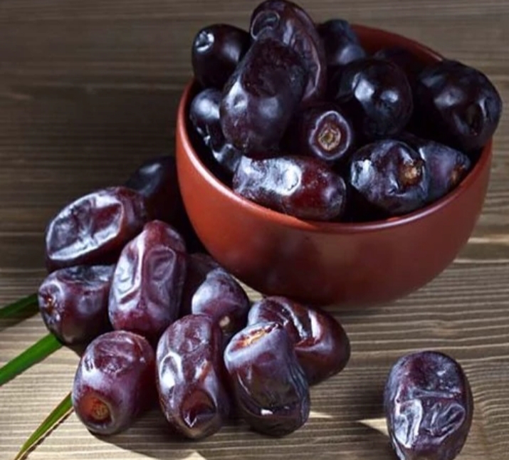 تصویر 3 از خرما مضافتی ساده بسته‌ بندی بهداشتی و دستچین