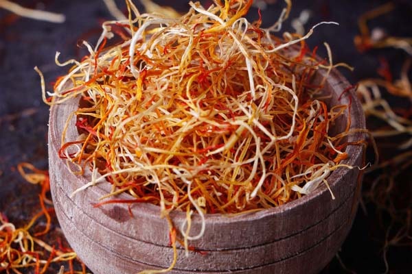 تصویر 4 از قیمت و خرید ریشه زعفران اعلا مجتهدی + فروش ارزان