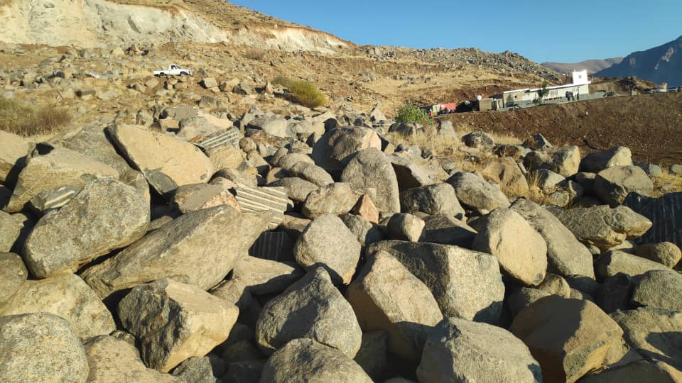 تصویر 3 از قیمت سنگ لاشه گرانیت + فروش ویژه