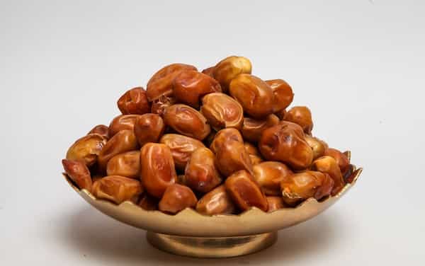 خرید خرما زاهدی عمده + قیمت فروش استثنایی