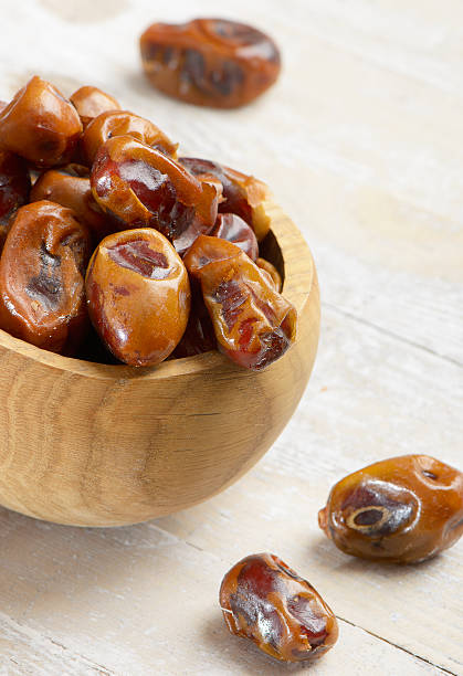 قیمت خرید خرما زاهدی مرغوب تازه + فروش ویژه