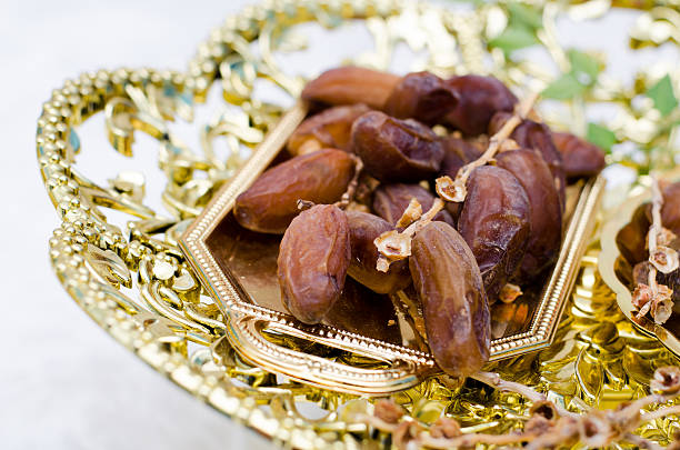 راهنمای خرید خرما زاهدی ایرانی + قیمت عالی