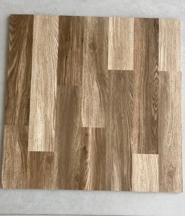 بهترین قیمت کاشی ۶۰ در ۶۰ طرح چوب