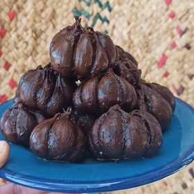 فروش عمده سیر ترشی هفت ساله سولان