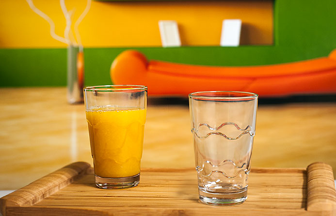 قیمت فروش لیوان شربت خوری بلور مدل نرگس