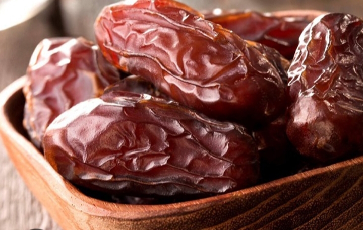 فروش عمده و ویژه انواع خرما + کیفیت بی نظیر
