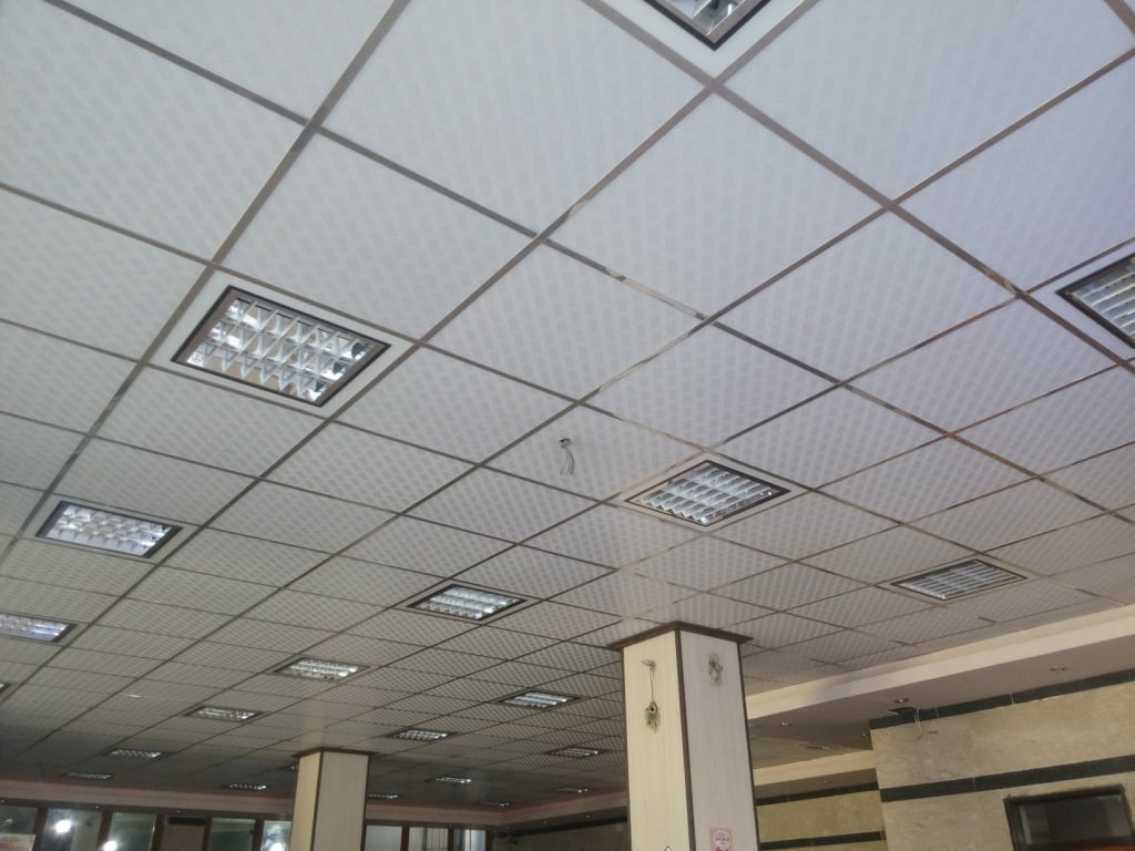 پوشش تایل طرح لوزی بزرگ