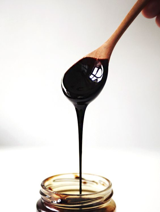 تصویر 1 از شیره خرمای بسته‌بندی صادراتی + طراحی‌شده برای بازارهای هدف