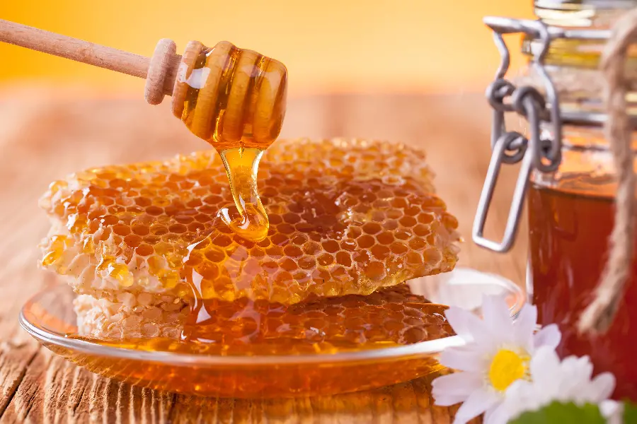 عسل طبیعی کردستان با کیفیت عالی