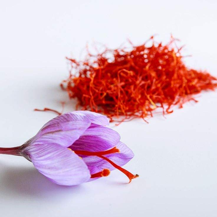 فروش ویژه زعفران سوپر نگین + قیمت رقابتی