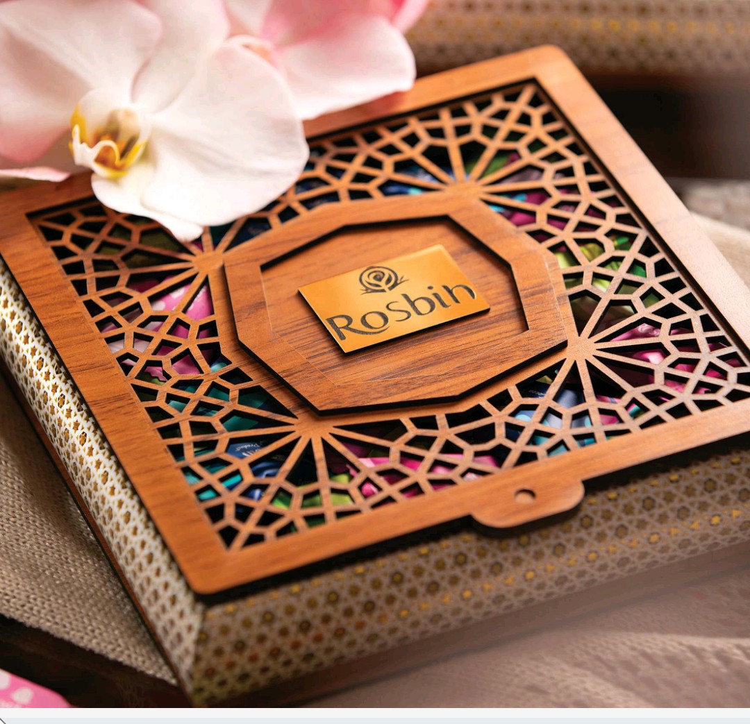 خرید عمده شکلات کادویی رزبین استار با جعبه کادویی بهار