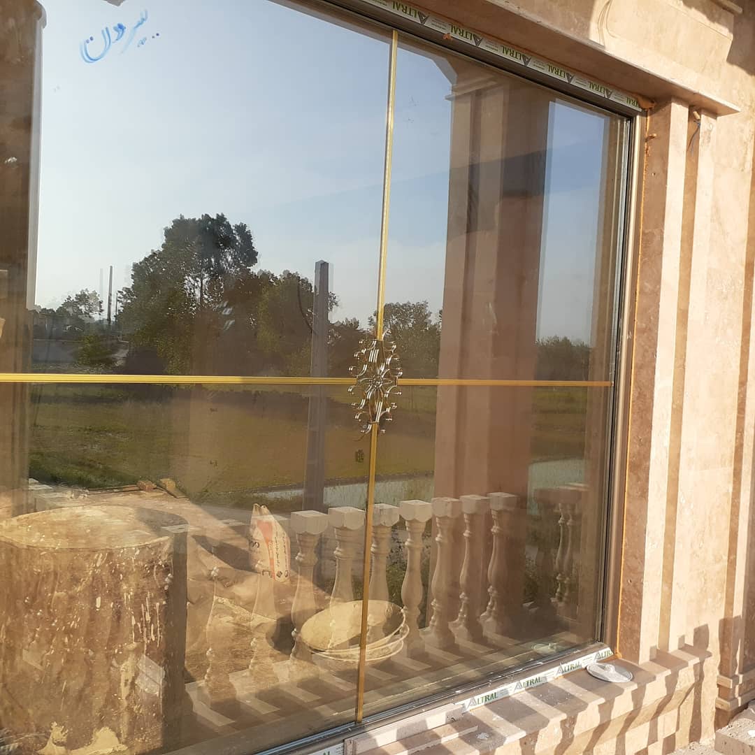 ساخت درب و پنجره آلومینیوم و UPVC در نور