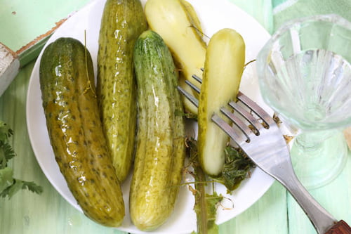 خرید خیارشور شیشه ای ریز + قیمت فروش استثنایی