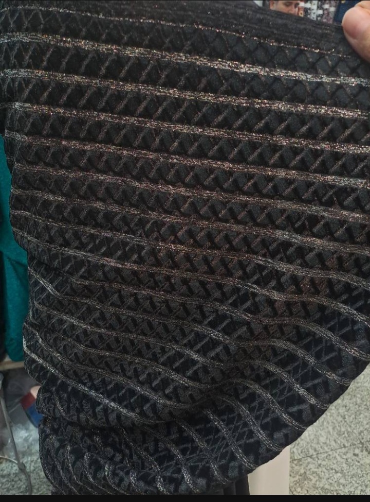 فروش پارچه مخمل برنارد